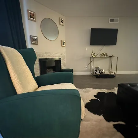 Hollywood Apartments Mario & No Themed With Pool Free Parking And Wifi-3